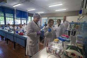 Laboratorio microbiologia agraria